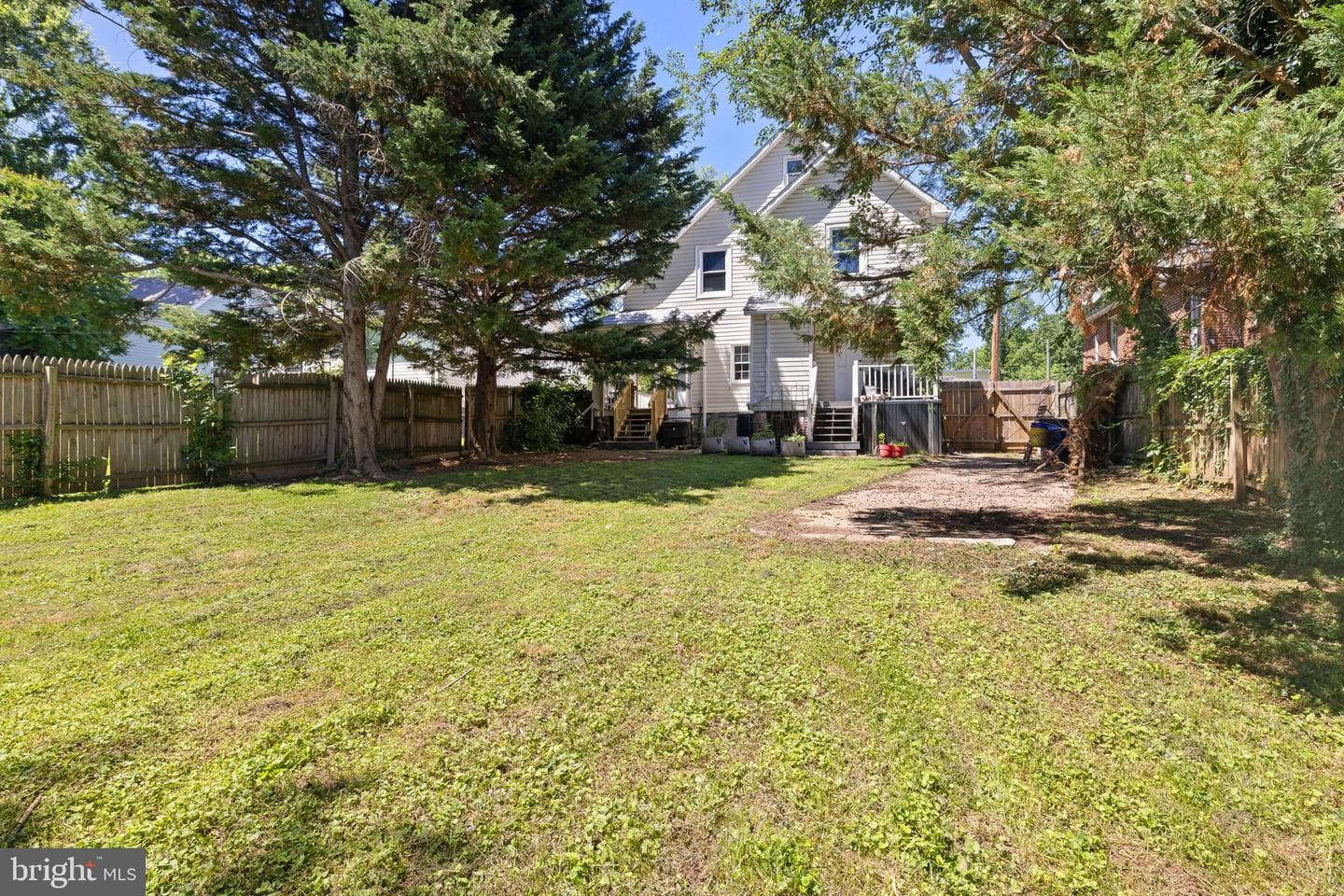 3901 W Cold Spring Lane W photo 16