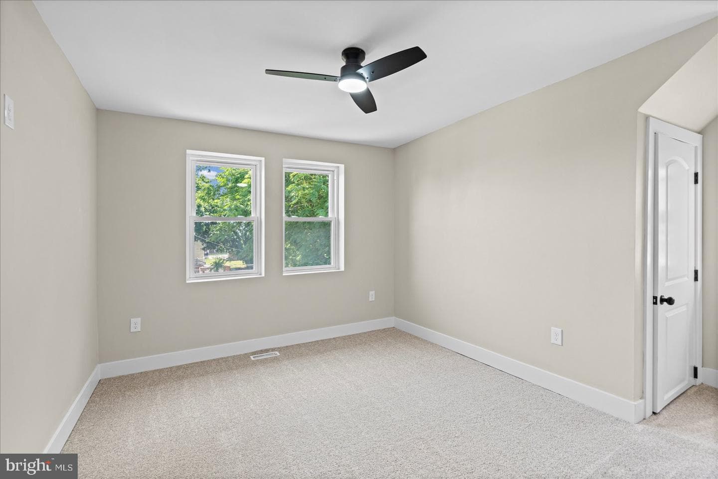 4203 Oakford Avenue photo 33