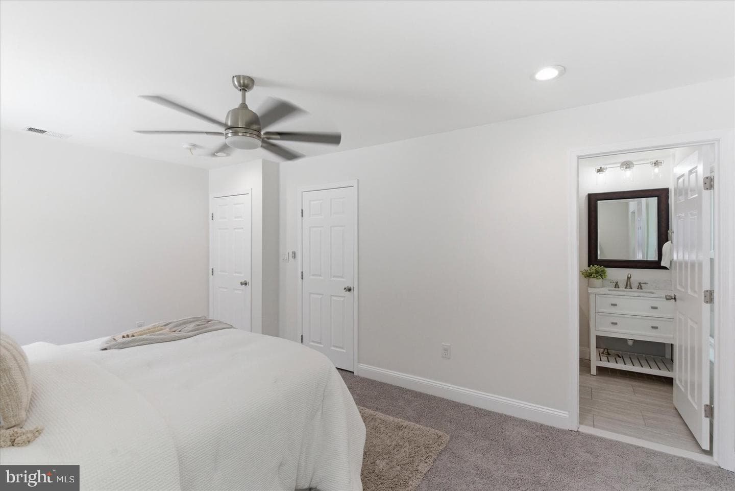 1013 Myrtle Avenue photo 25
