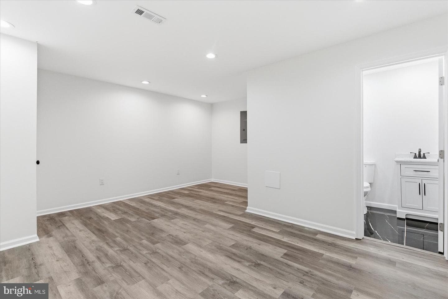 1013 Myrtle Avenue photo 30