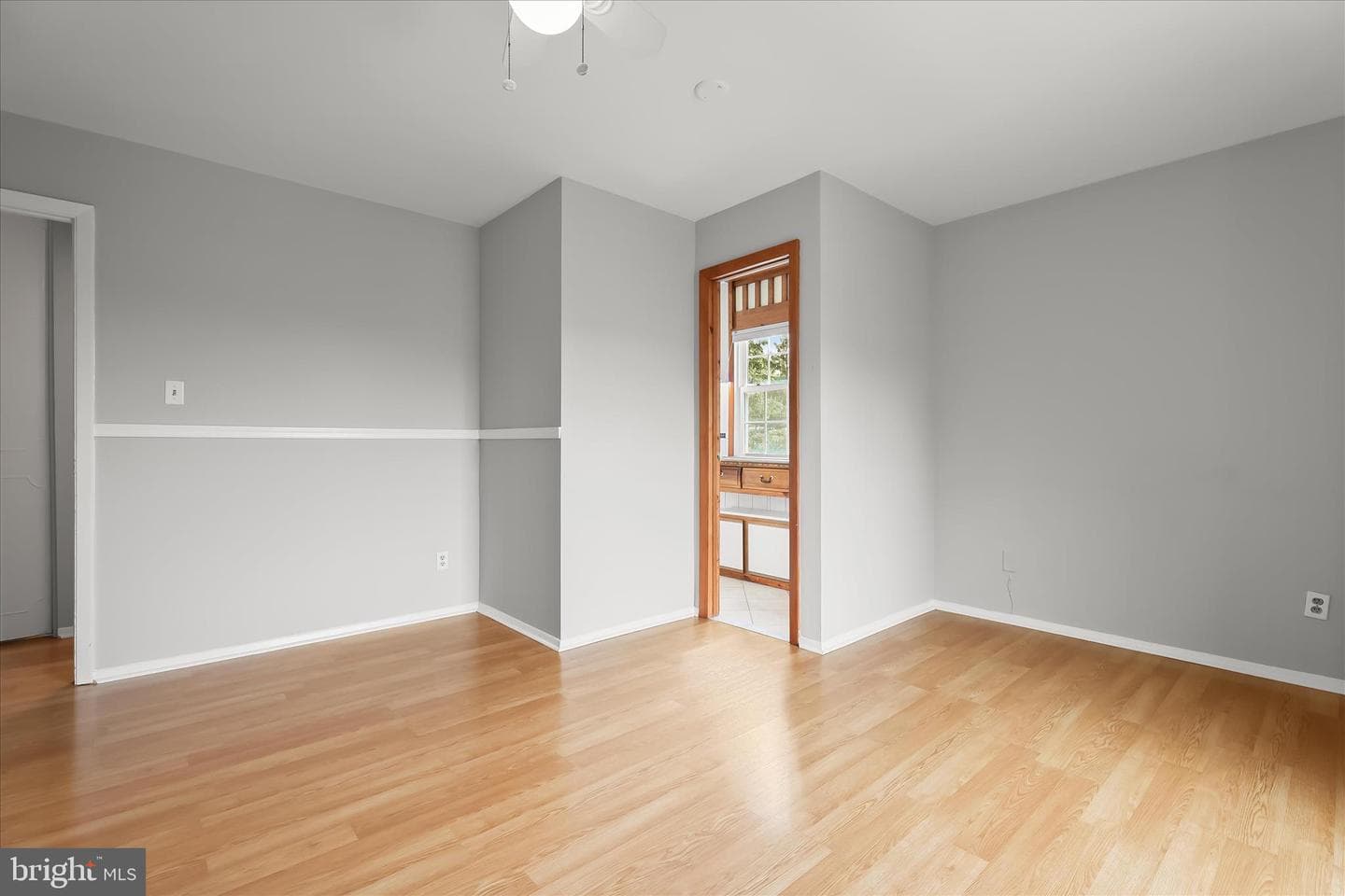 351 Homeland Southway #3d photo 14