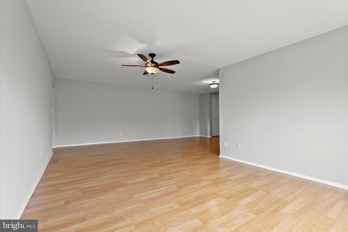 351 Homeland Southway #3d photo 3