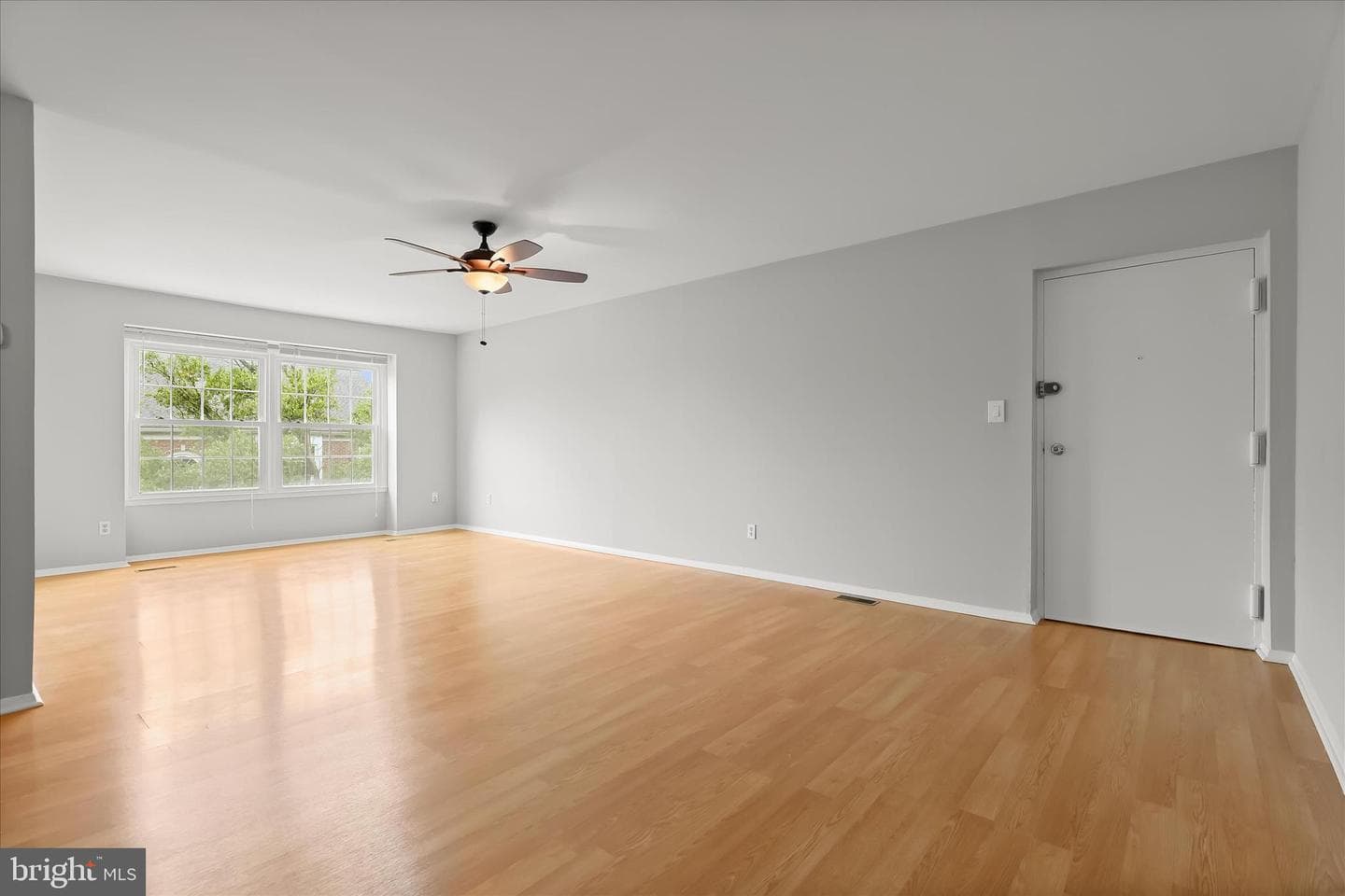 351 Homeland Southway #3d photo 4