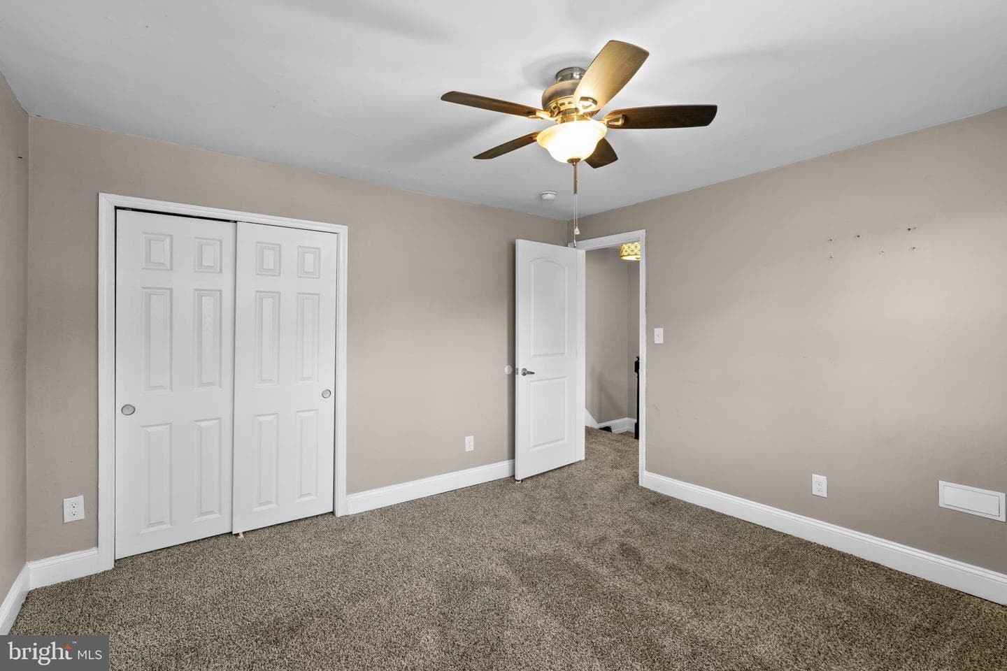 815 Reverdy Road photo 11