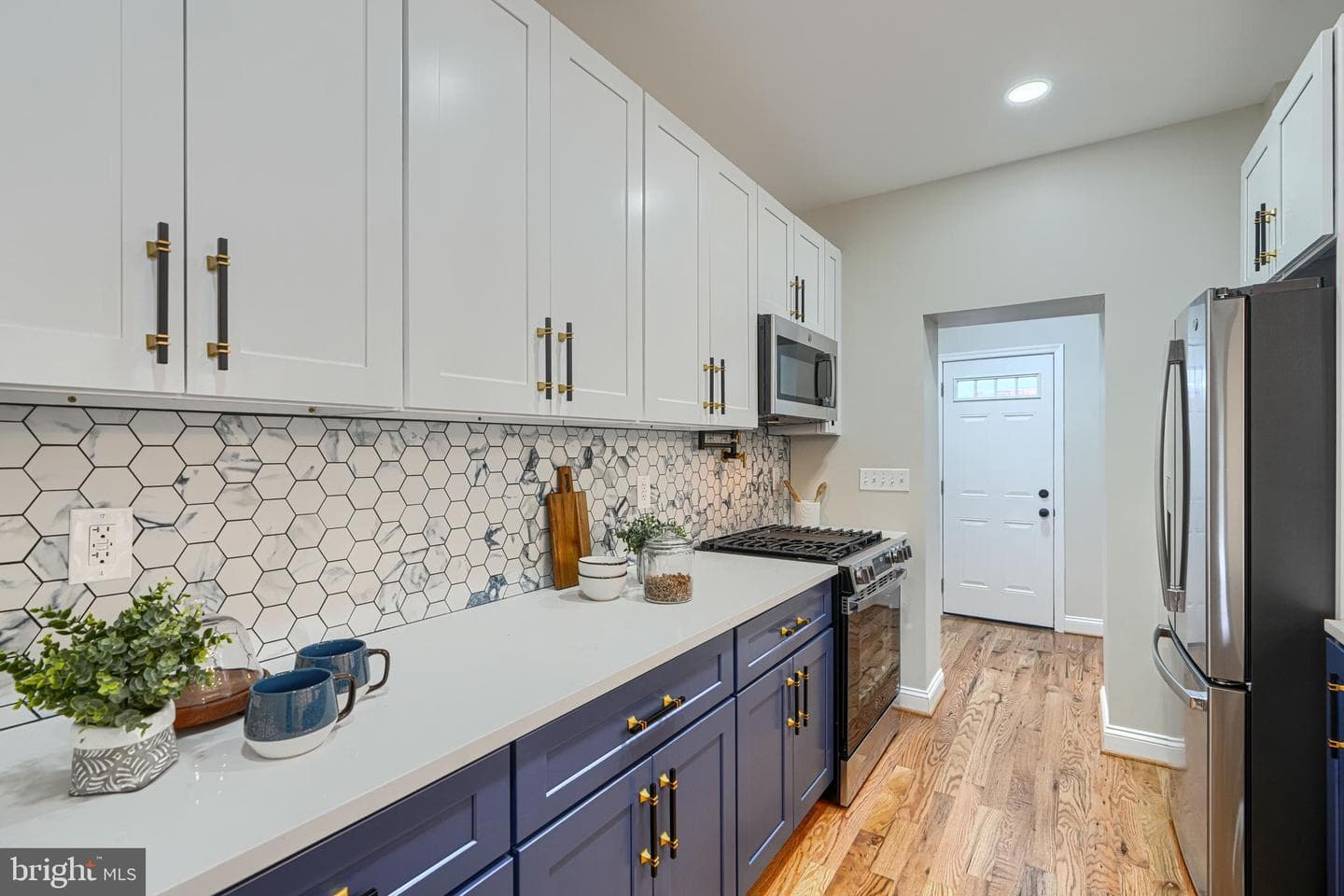 3502 Ellerslie Avenue photo 20