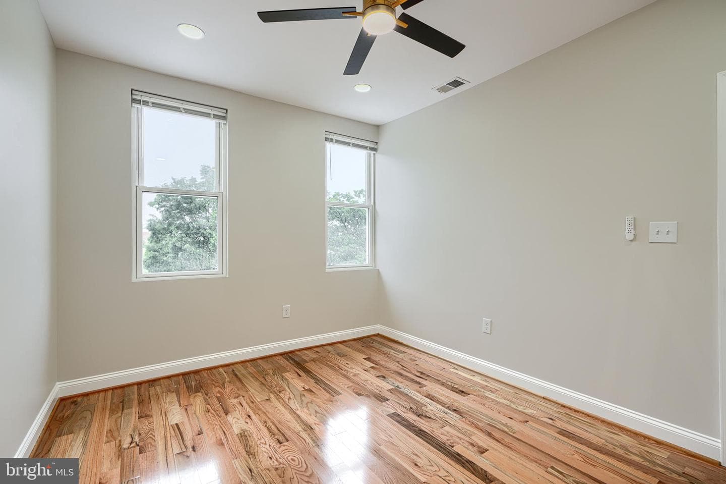 3502 Ellerslie Avenue photo 25