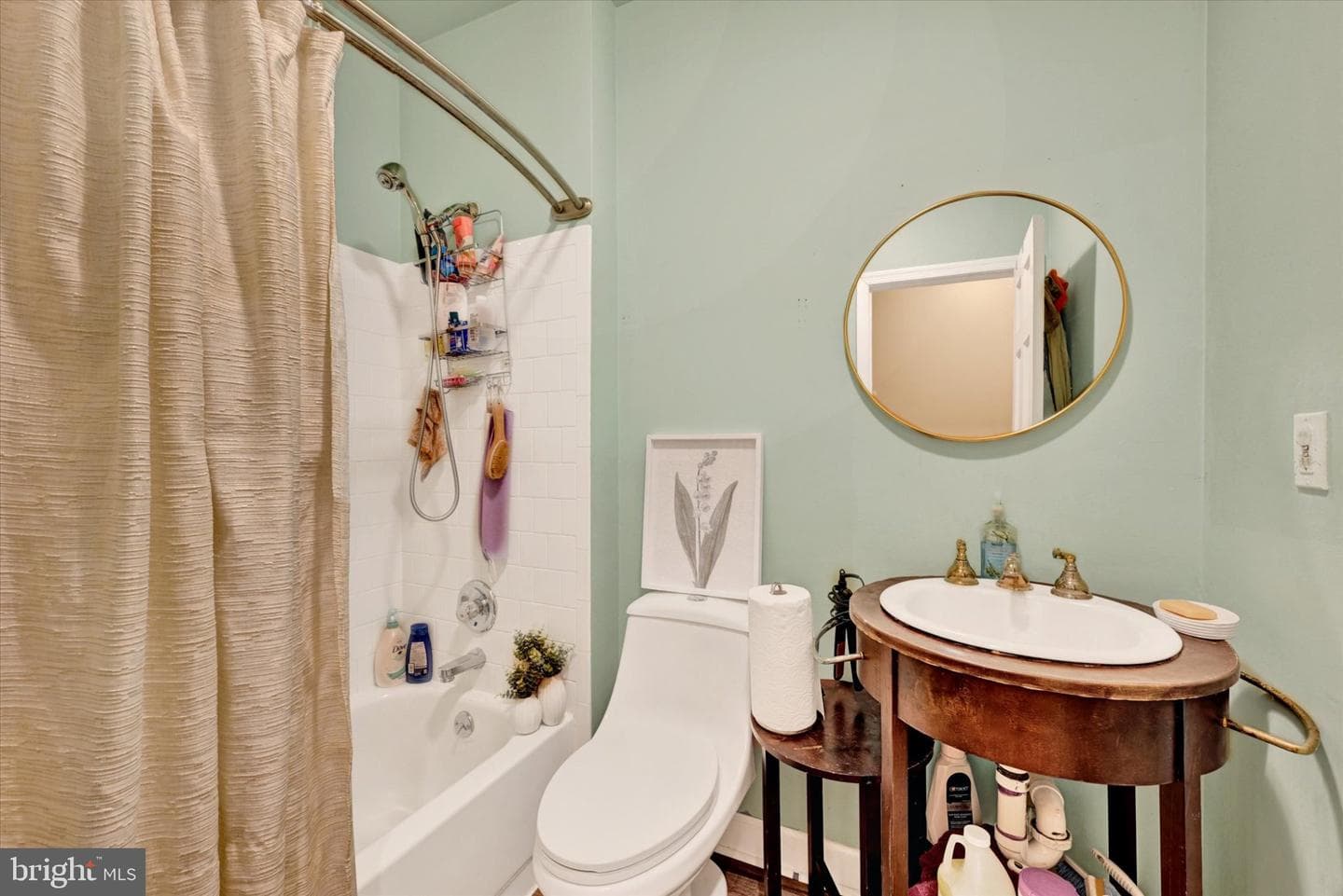 2072 Linden Avenue photo 21