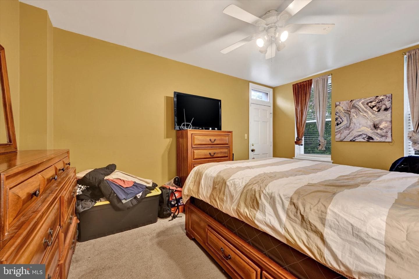 2072 Linden Avenue photo 22