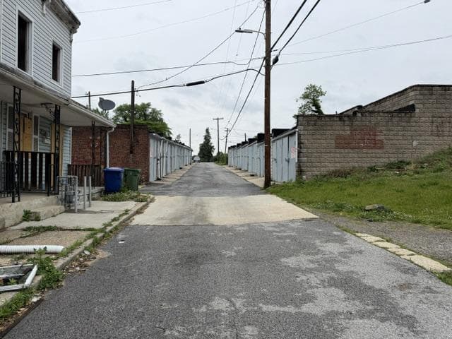 150 Irving Street photo 4