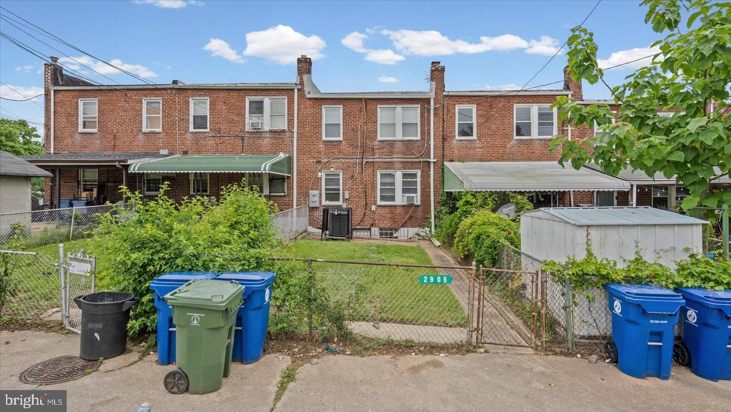 2905 E Federal Street photo 37