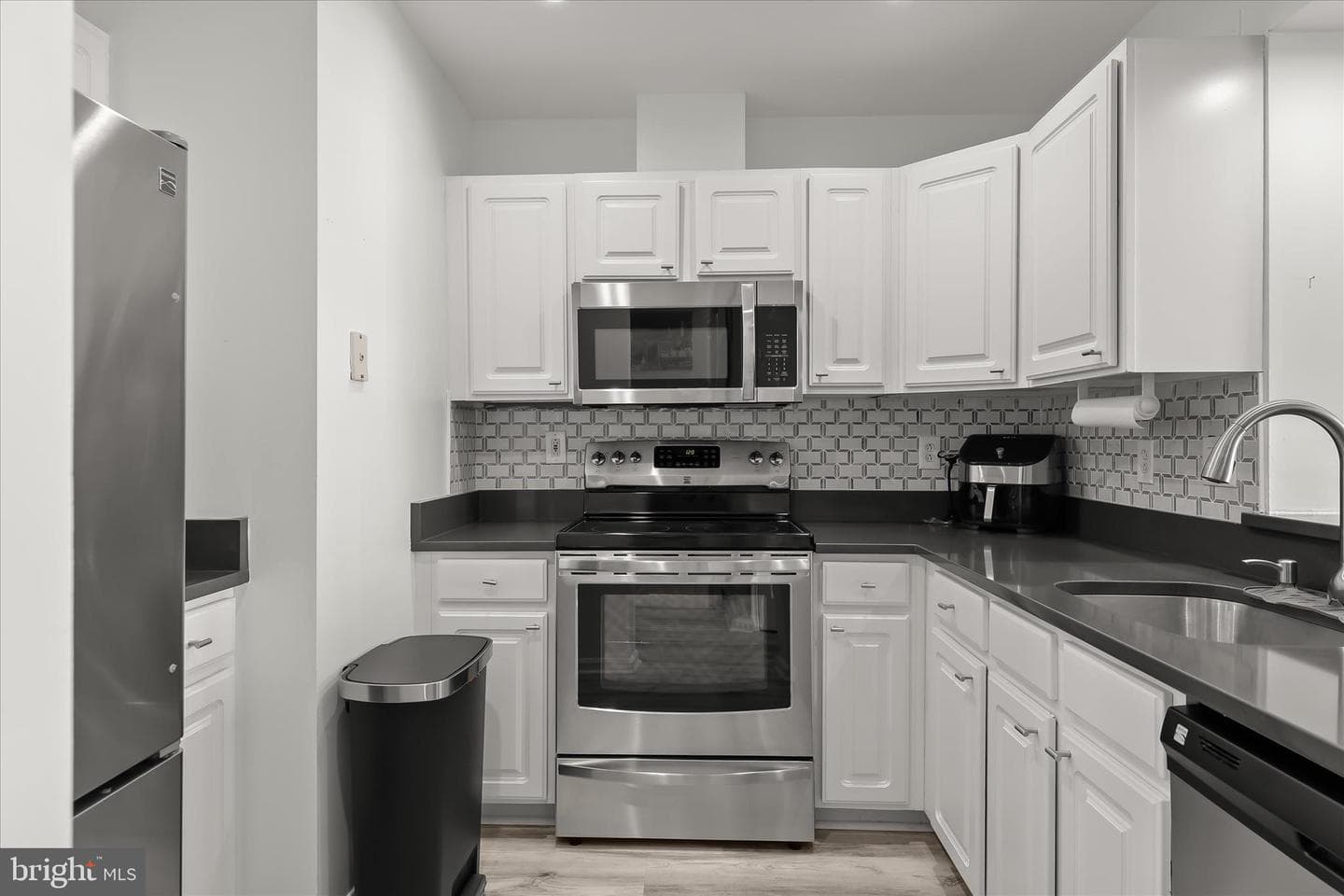 23 Pierside Drive #337 photo 13