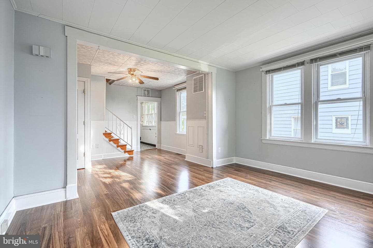 6113 Fair Oaks Avenue photo 3