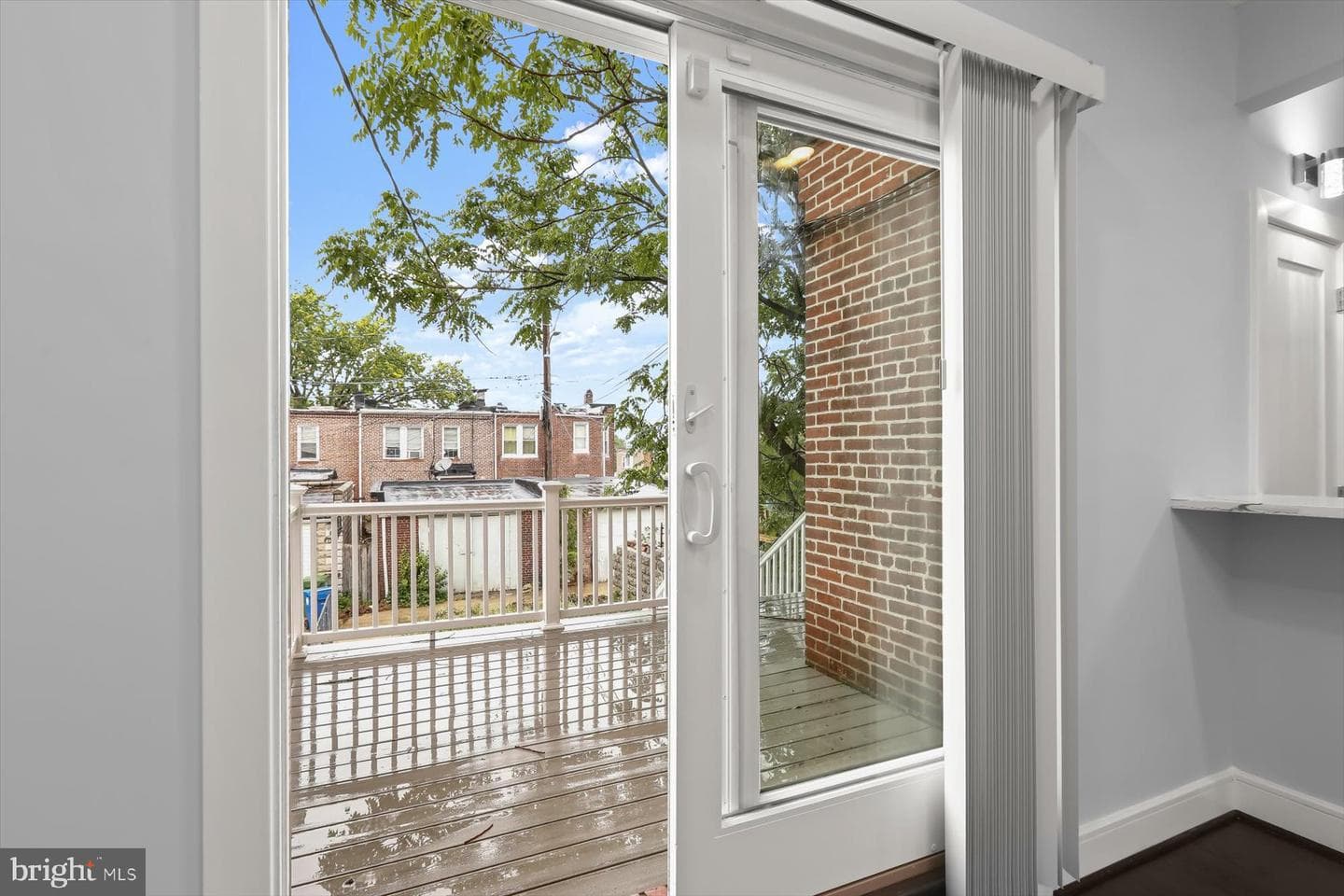 1728 E 32nd Street photo 18
