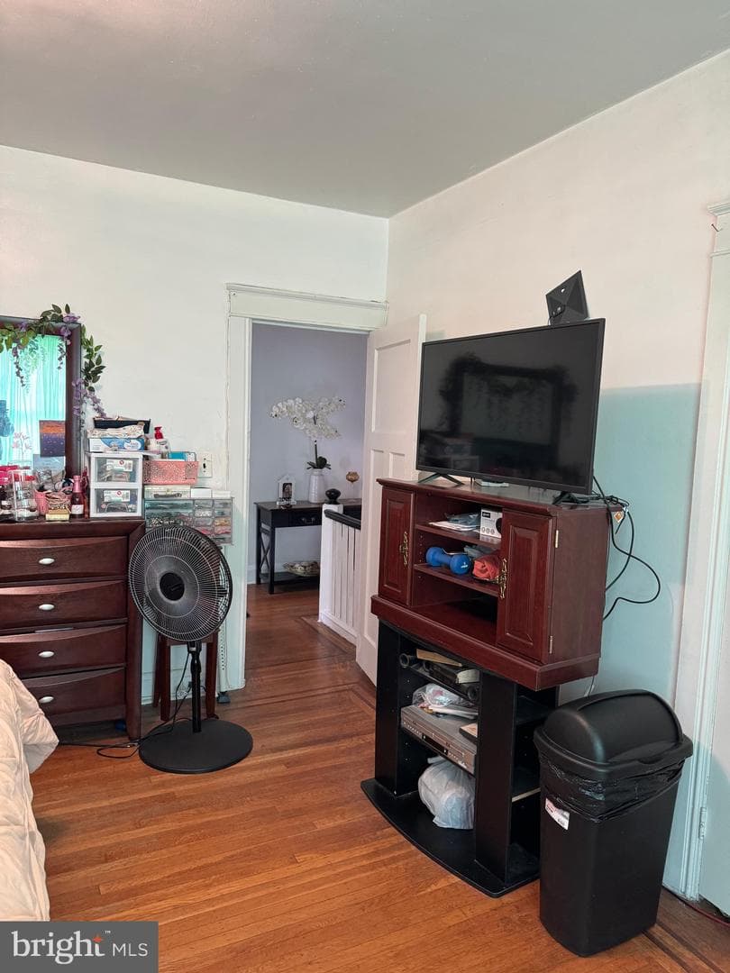 3217 Ramona Avenue photo 23