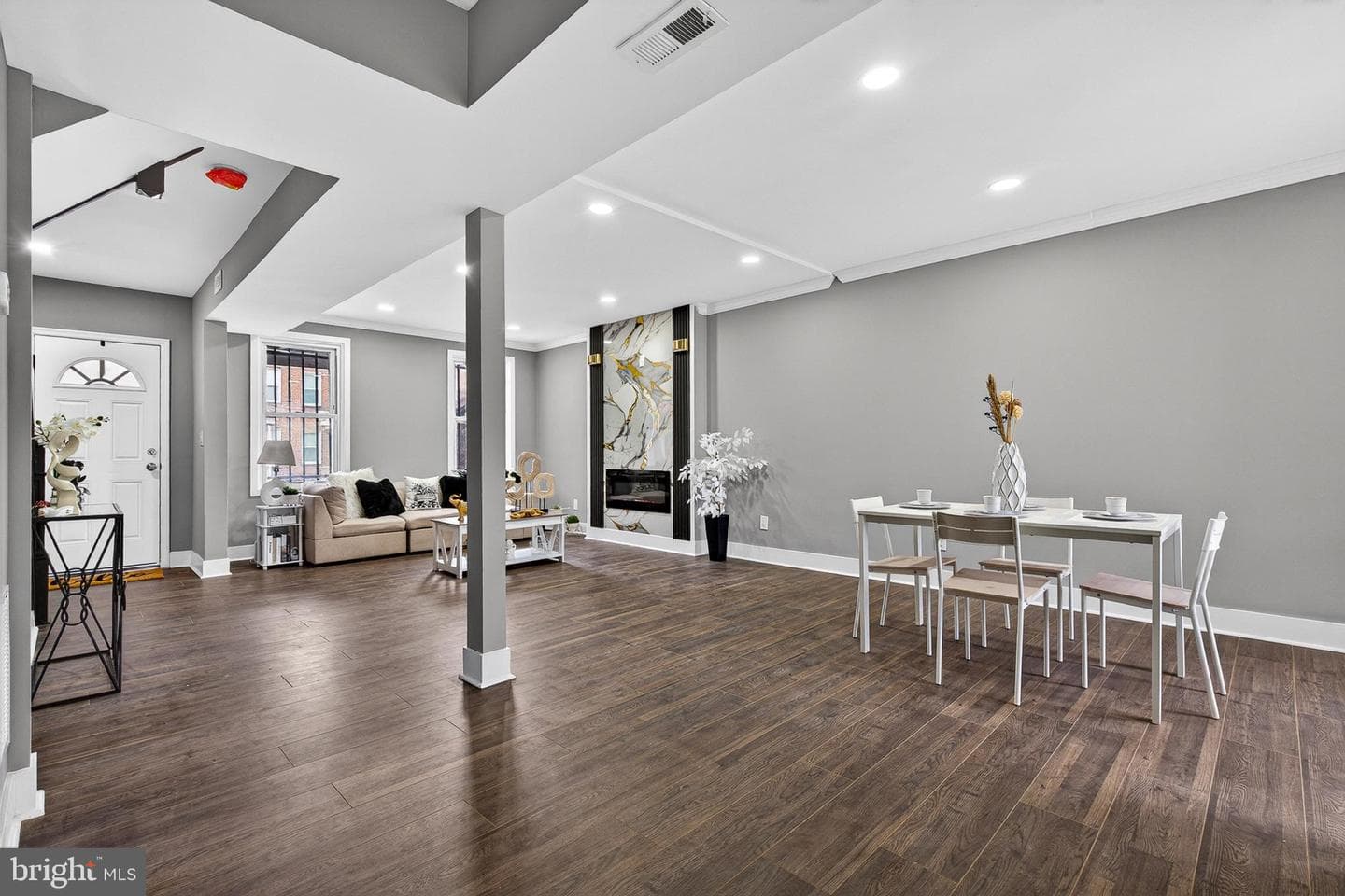 3015 Spaulding Avenue photo 9