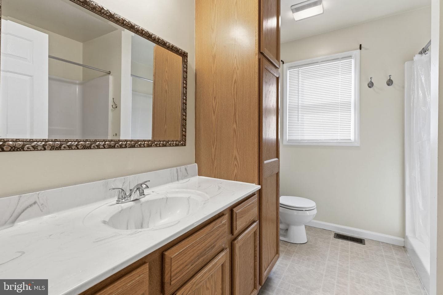 514 Saint Mary Street photo 24