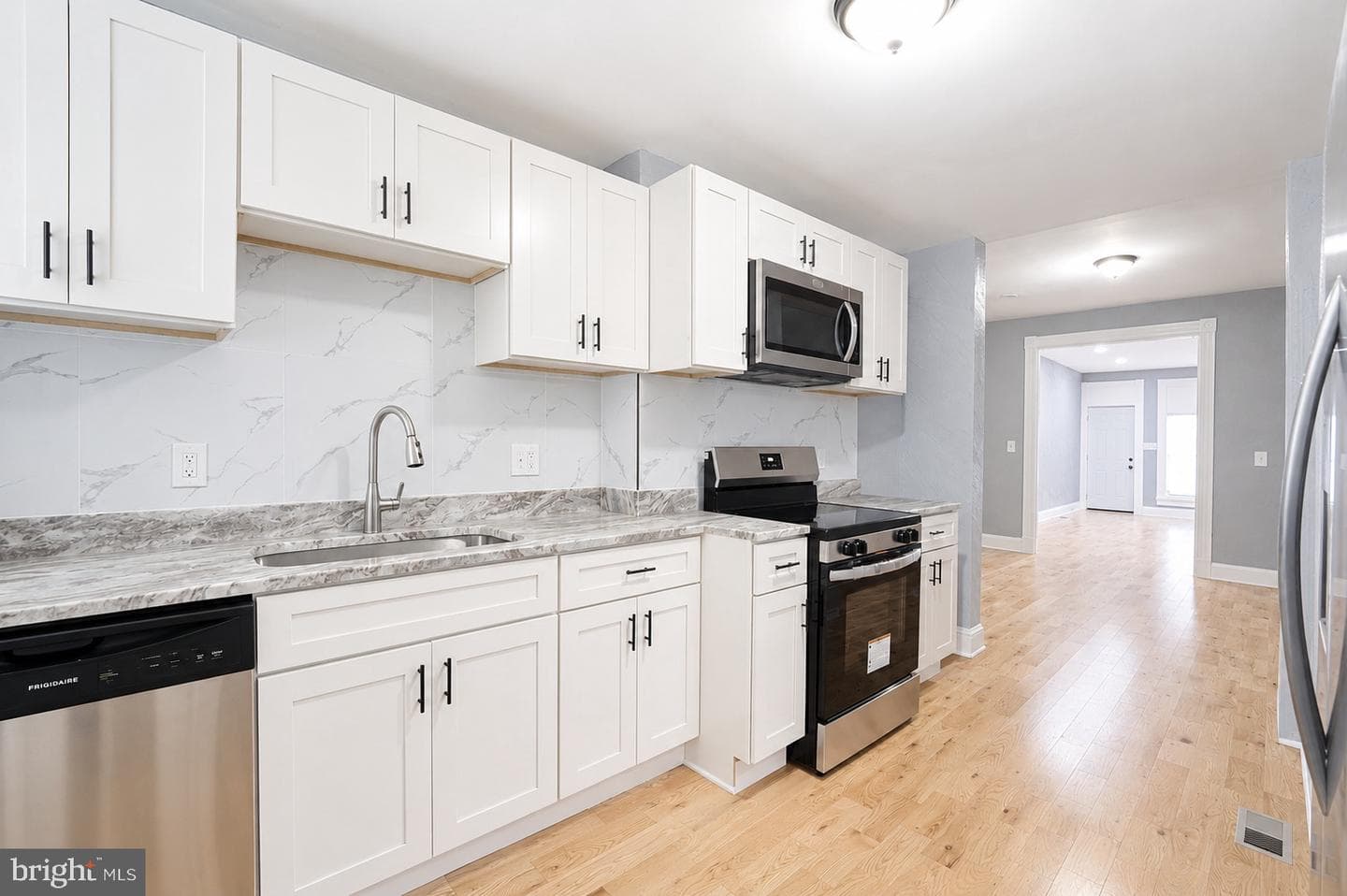 3042 Brighton Street photo 18