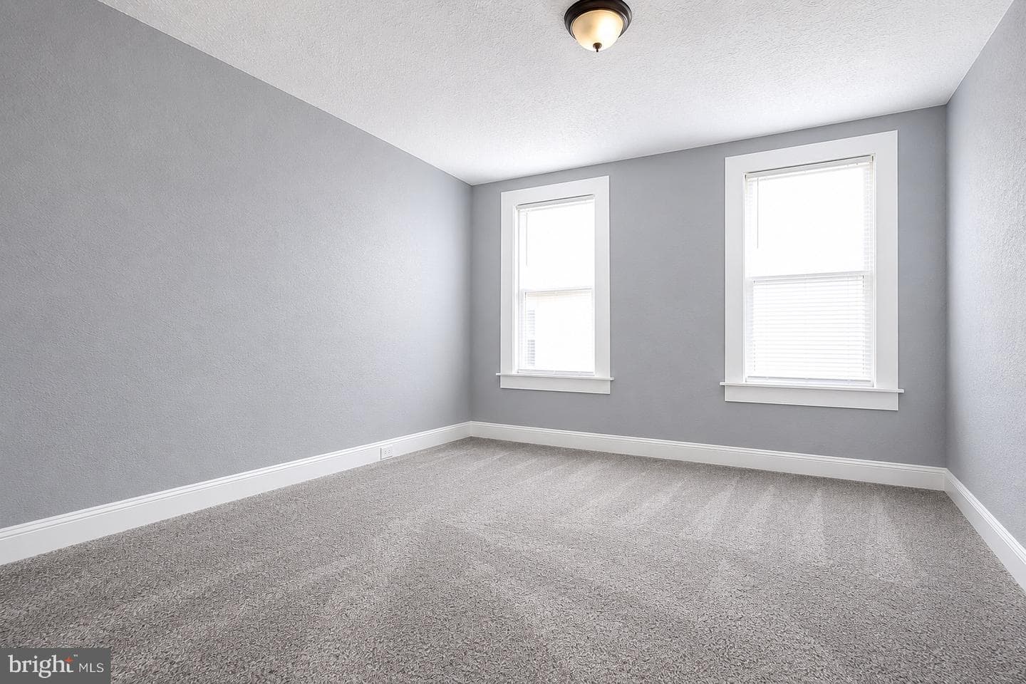 3042 Brighton Street photo 24