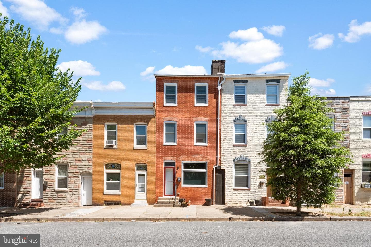3032 Hudson Street photo 3