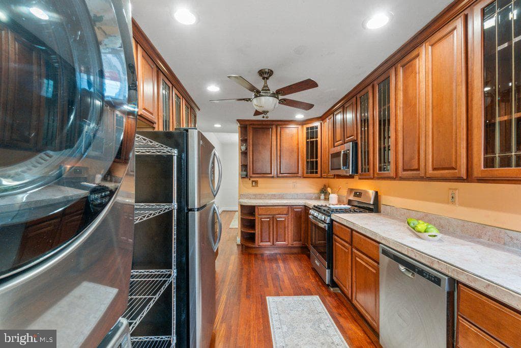 2223 Madison Avenue photo 18