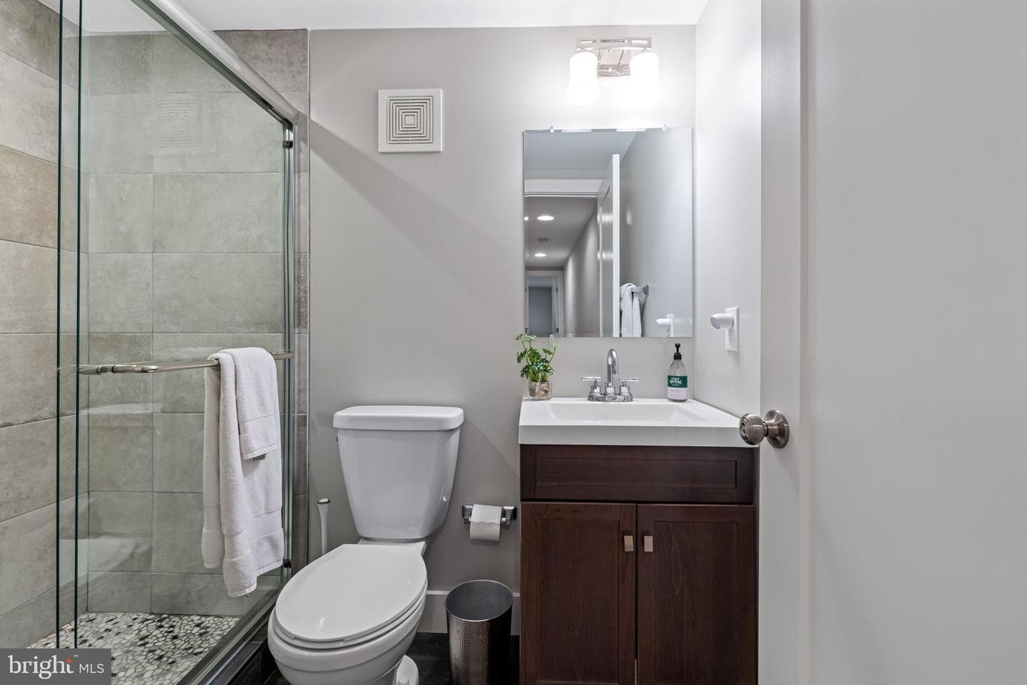 1461 Towson Street photo 17