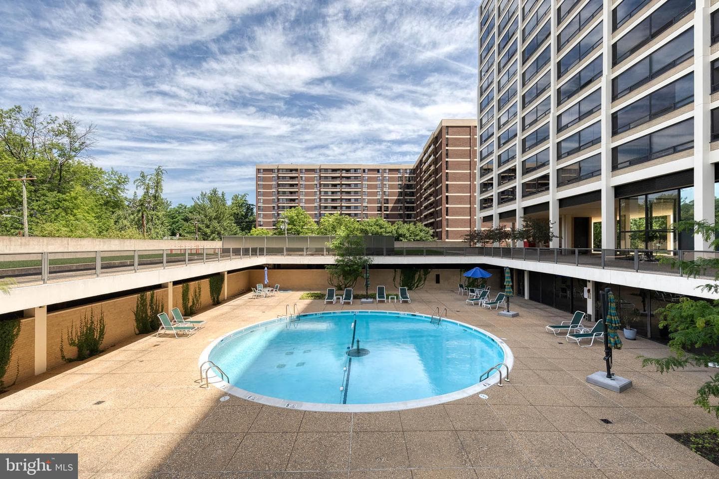 4000 N Charles St # 903 photo 26