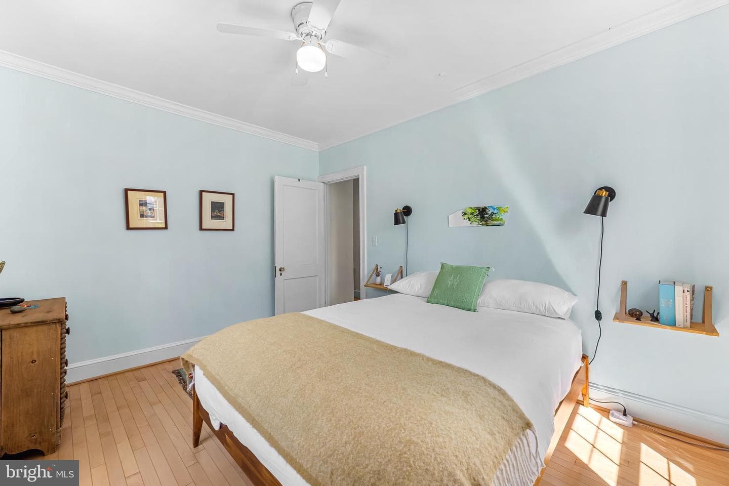 2308 Sulgrave Avenue photo 20