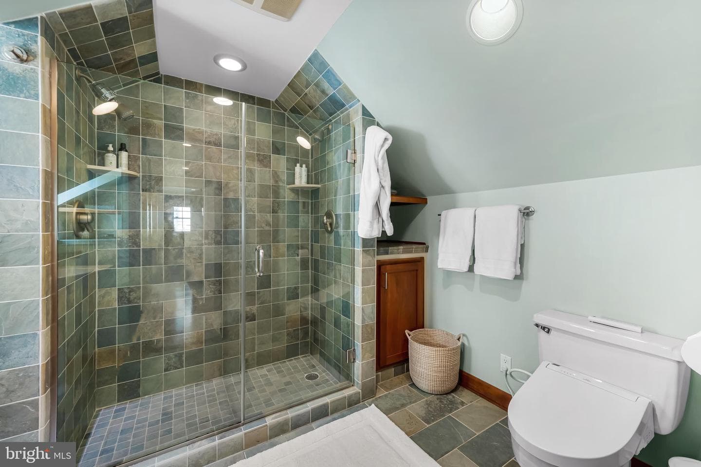 2308 Sulgrave Avenue photo 28