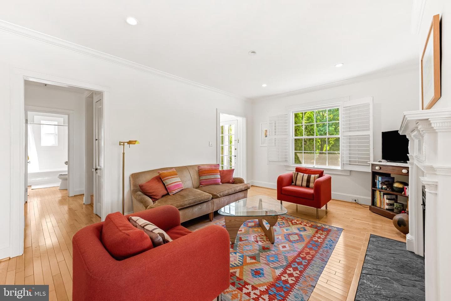 2308 Sulgrave Avenue photo 6
