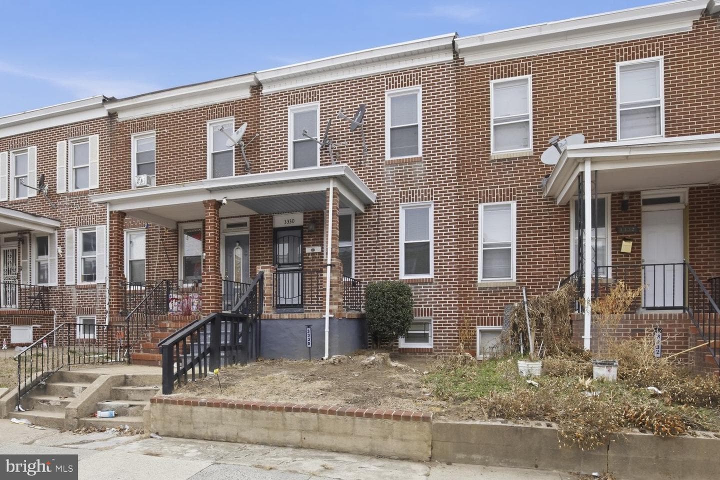 3330 Ravenwood Avenue photo 3