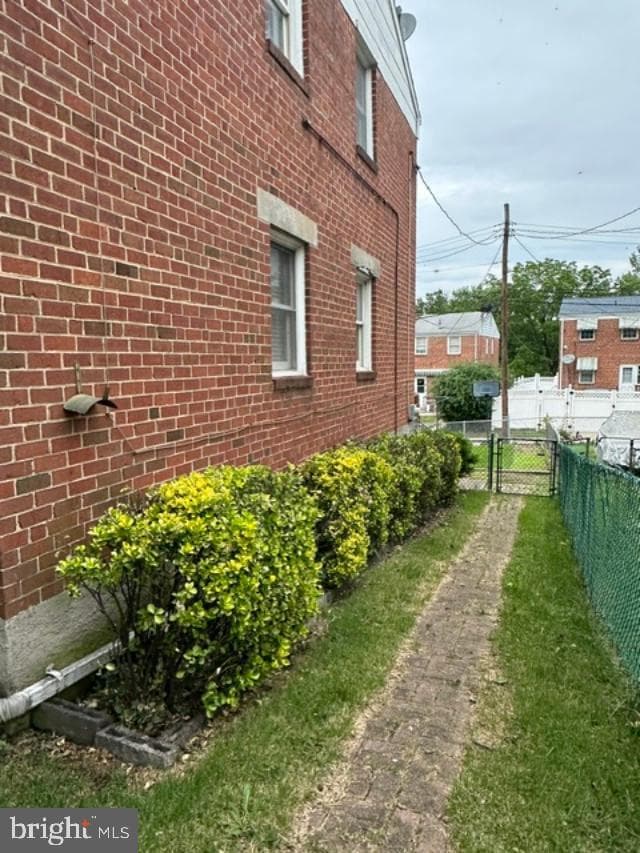 1619 Inverness Avenue photo 4