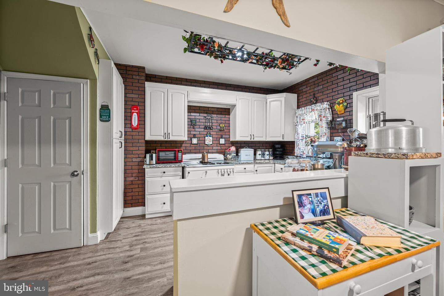 428 Rosecroft Terrace photo 12