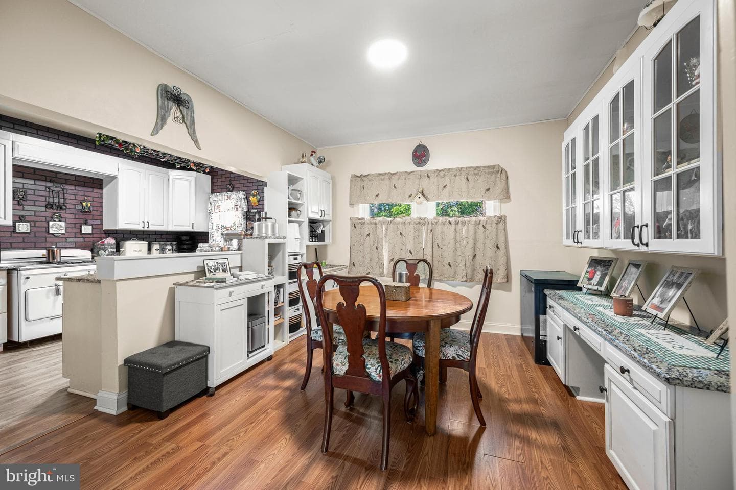 428 Rosecroft Terrace photo 5