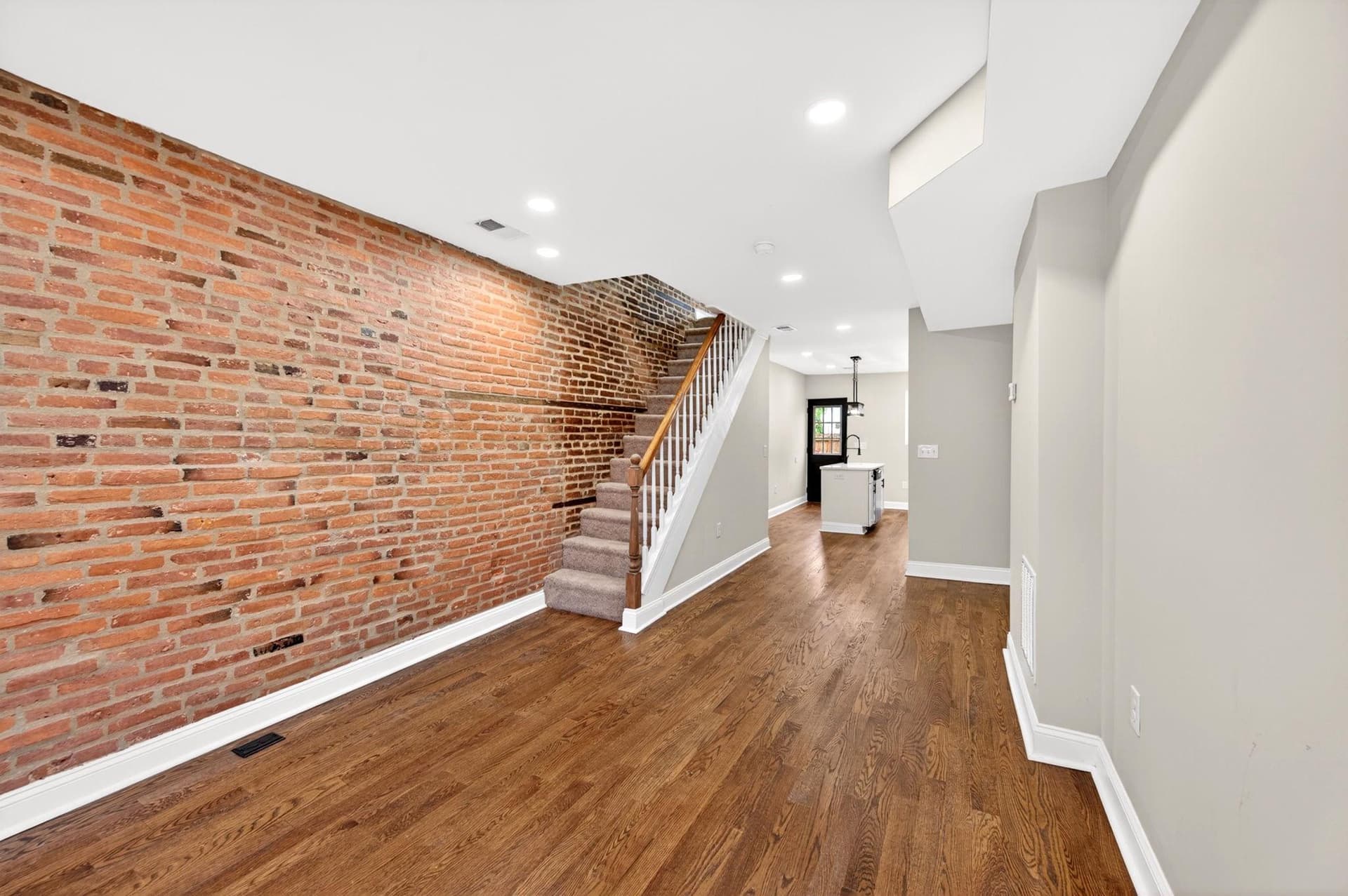 1151 Cleveland Street photo 7