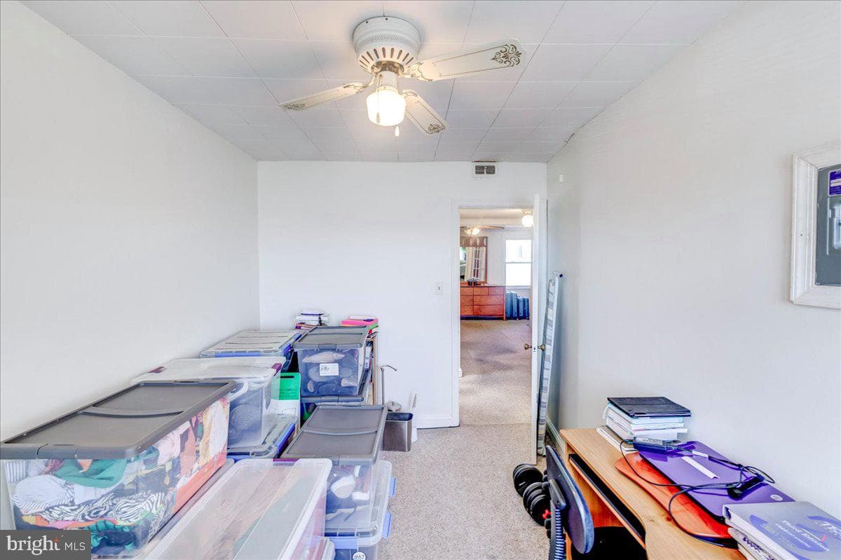 1071 Wilmington Avenue photo 14