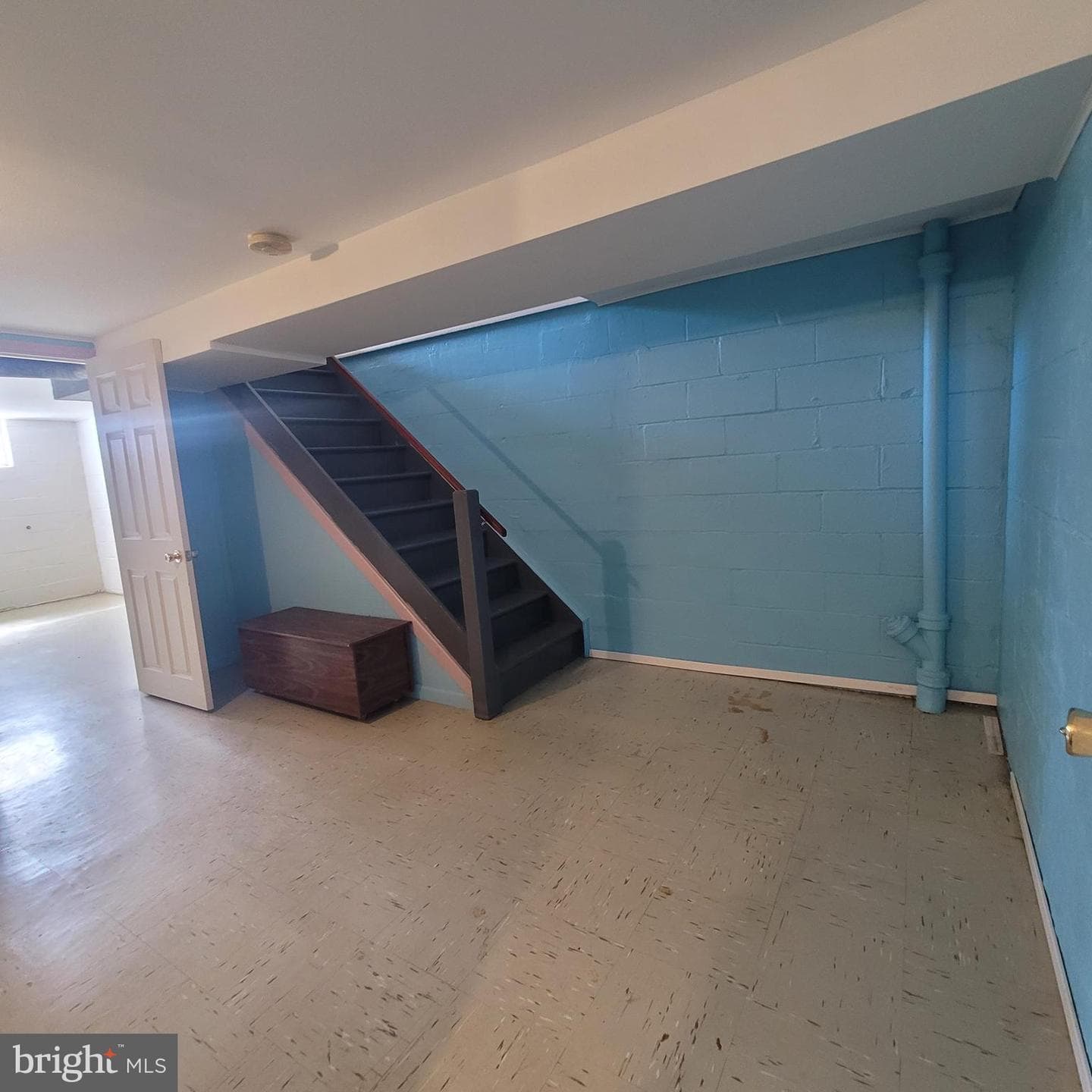 5709 Moravia Road photo 18