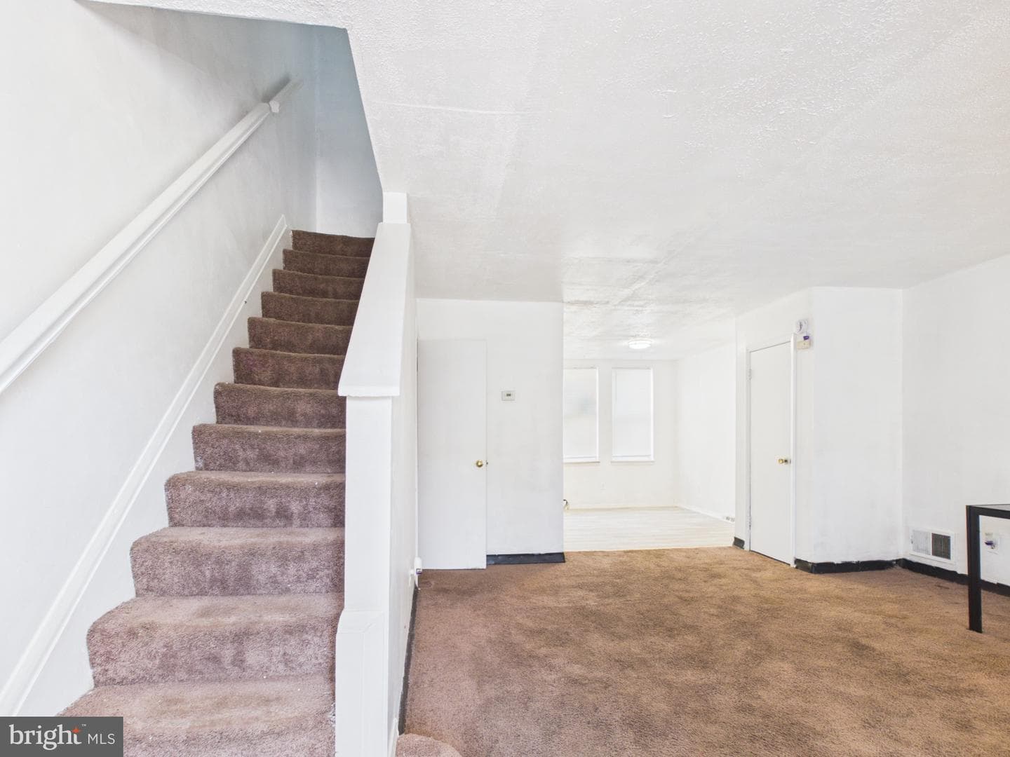 2626 Lauretta Avenue photo 4