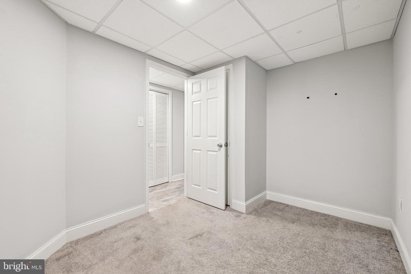 714 E Lake Avenue photo 26