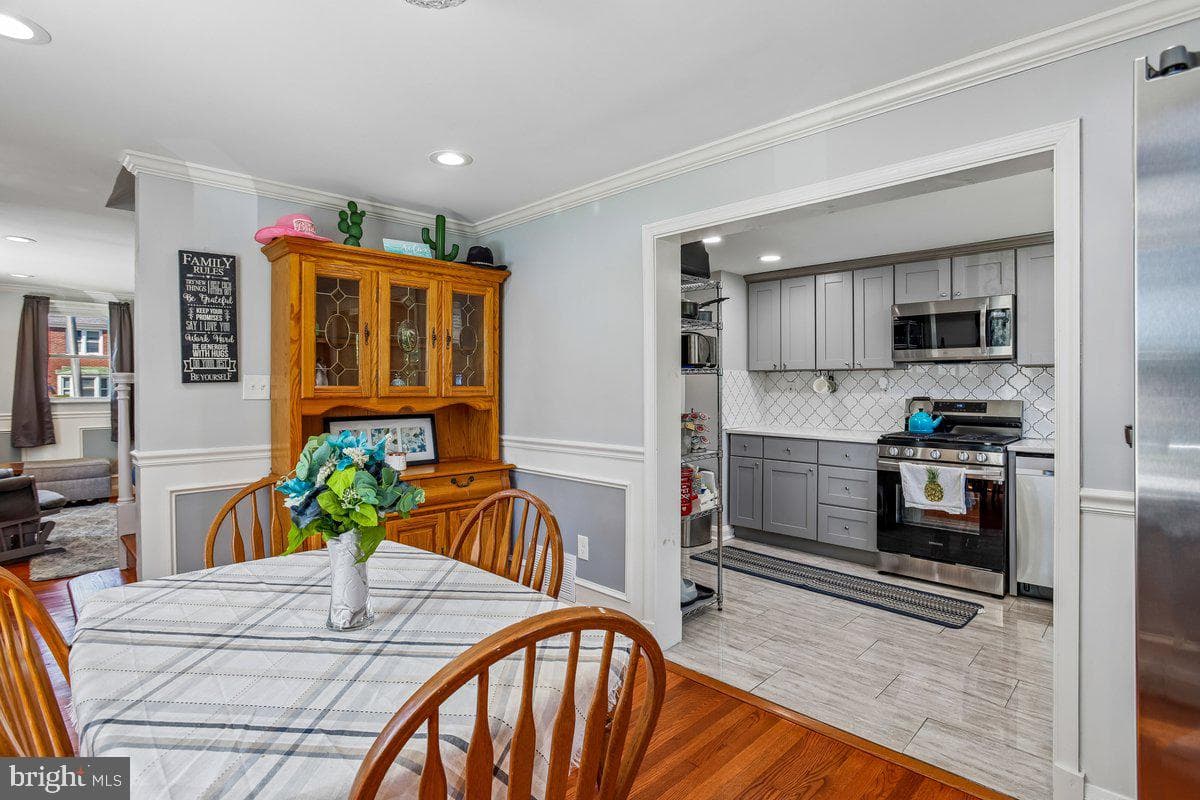 4818 Lindsay Road photo 7