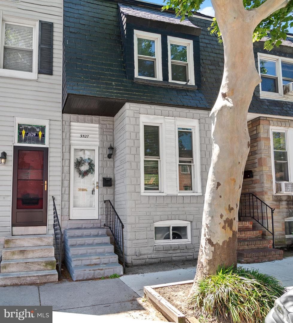 3527 Gough Street