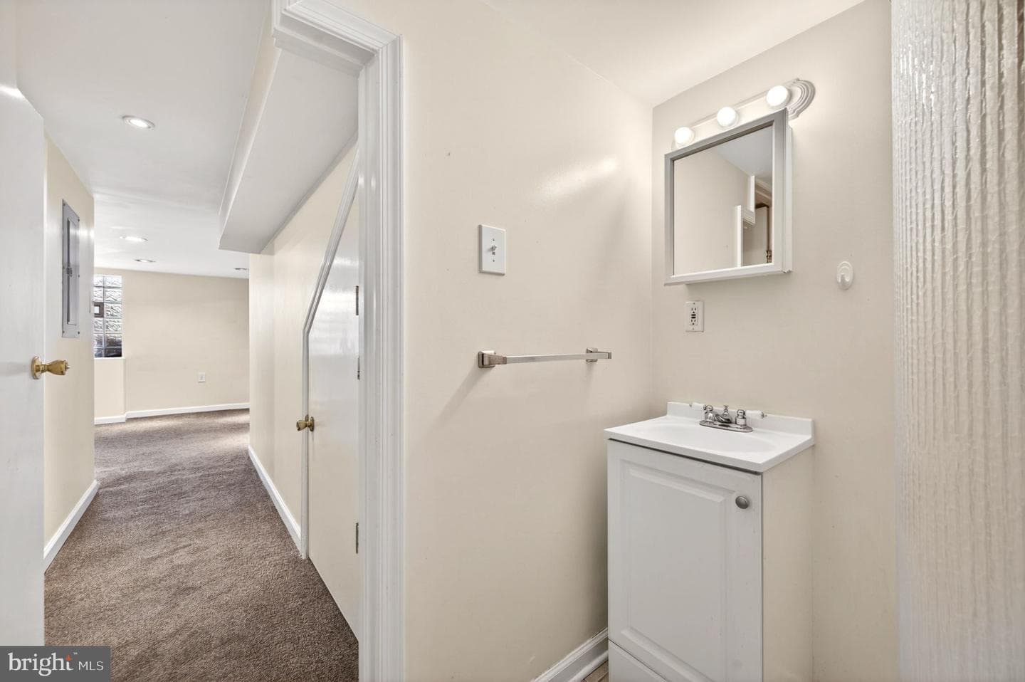 624 Wyeth Street photo 21