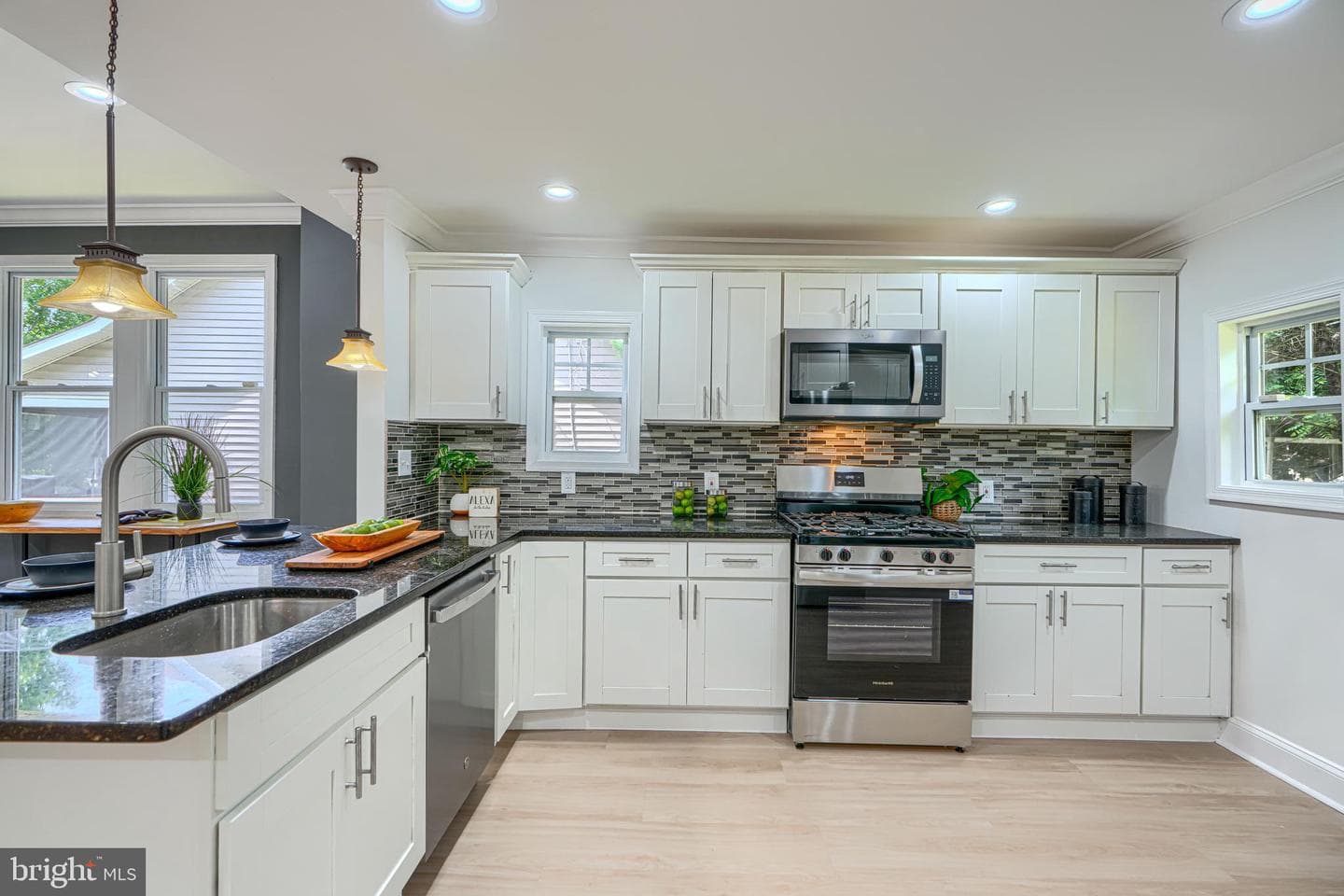 4404 Wakefield Road photo 3