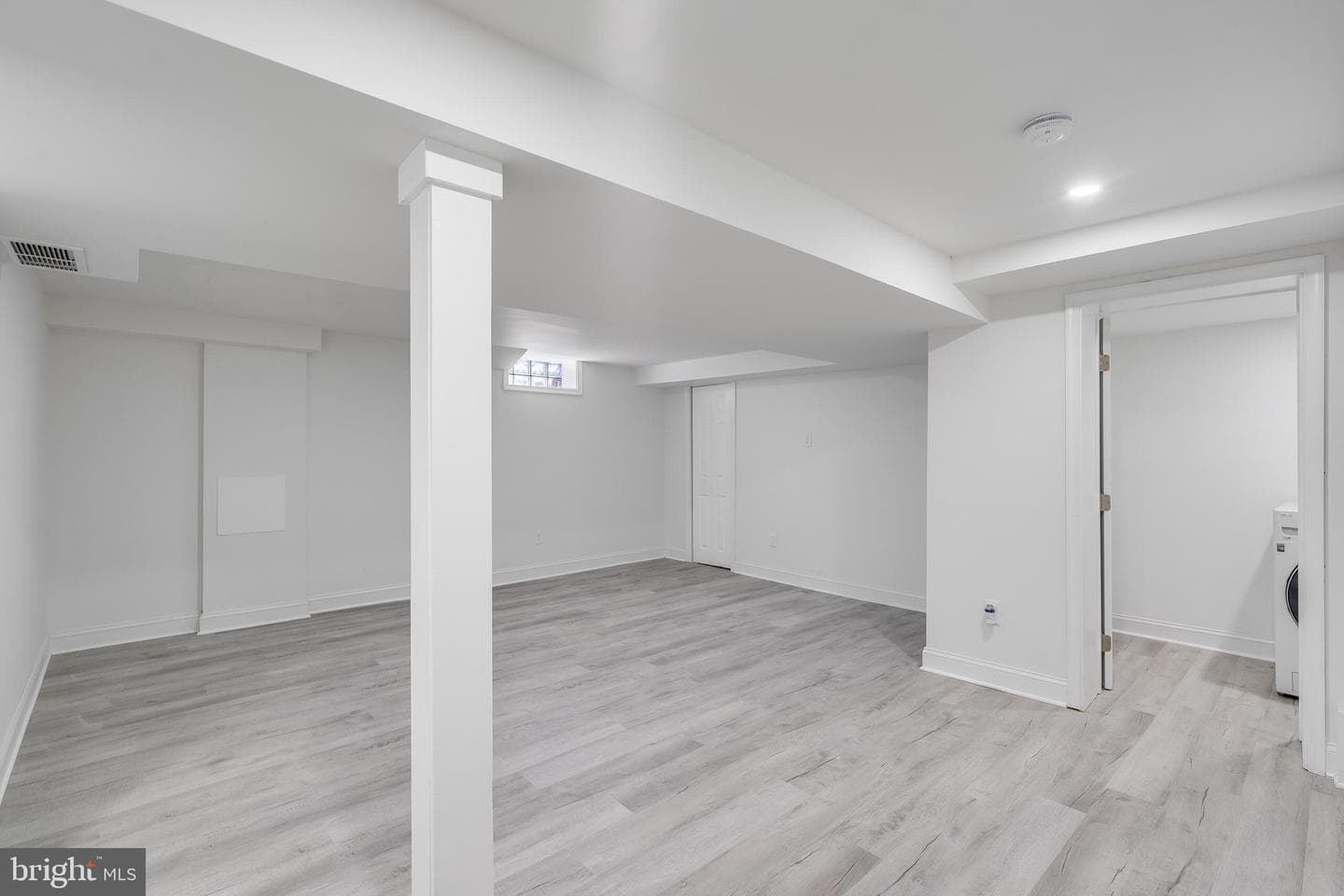 5412 Biddison Avenue photo 14
