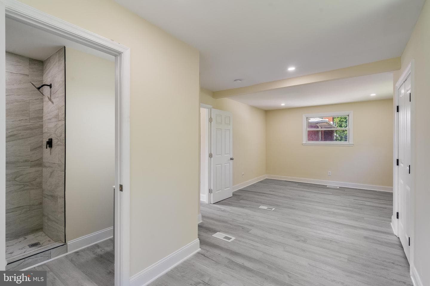 5412 Biddison Avenue photo 29