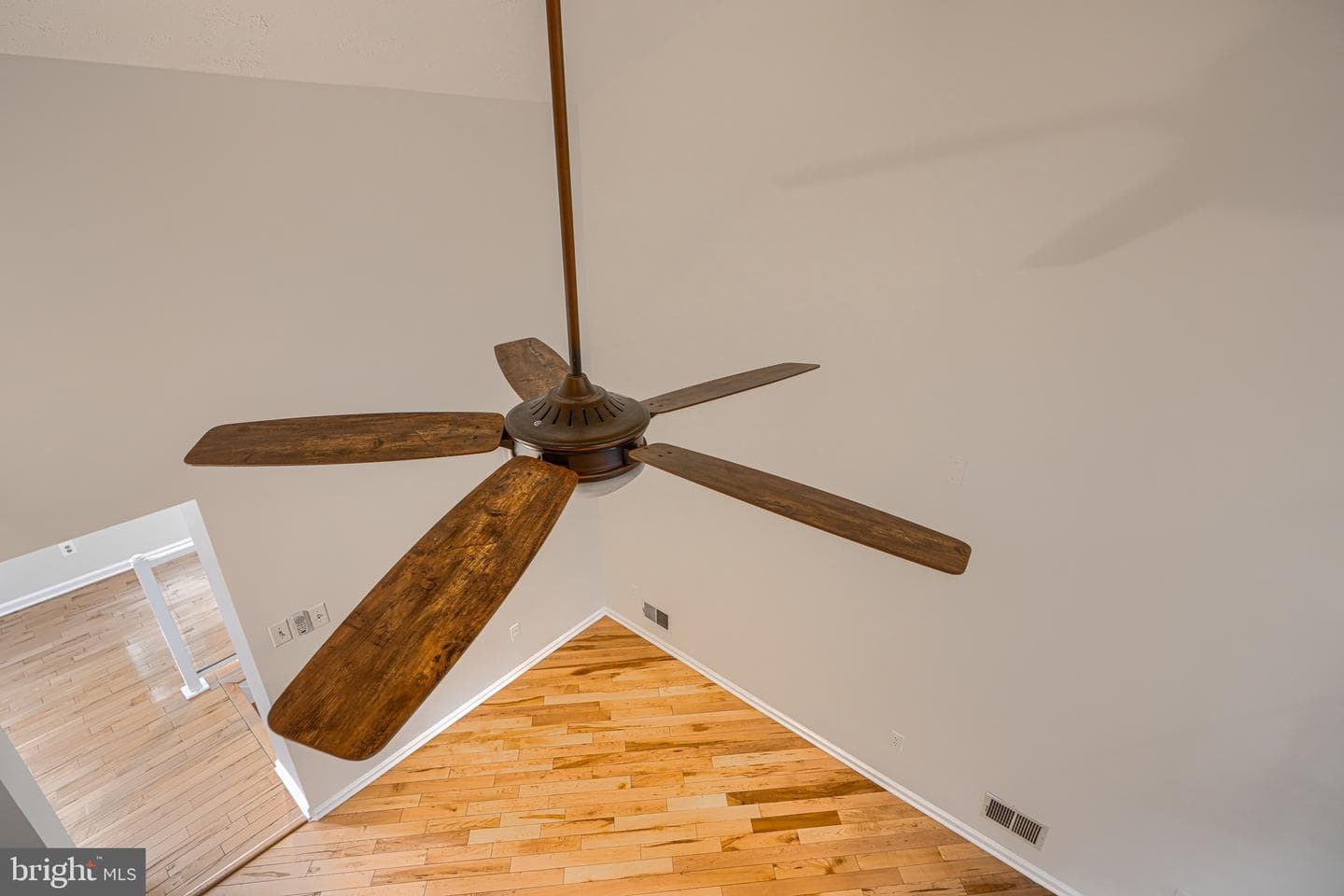 209 Scott Street photo 13