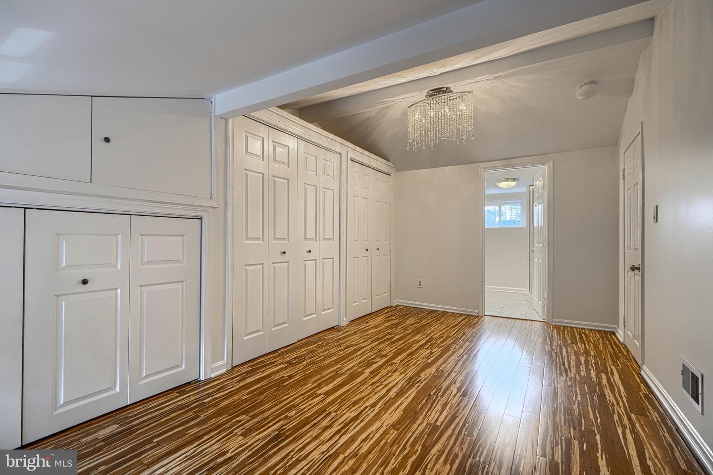 209 Scott Street photo 15