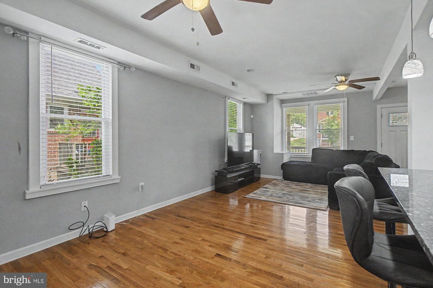 4922 Ivanhoe Avenue photo 8