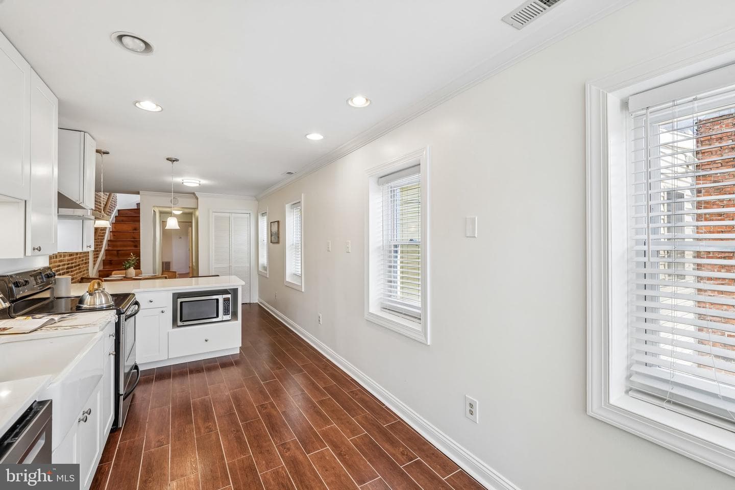 1232 Riverside Avenue photo 14