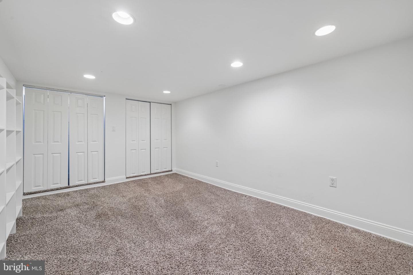 1232 Riverside Avenue photo 23