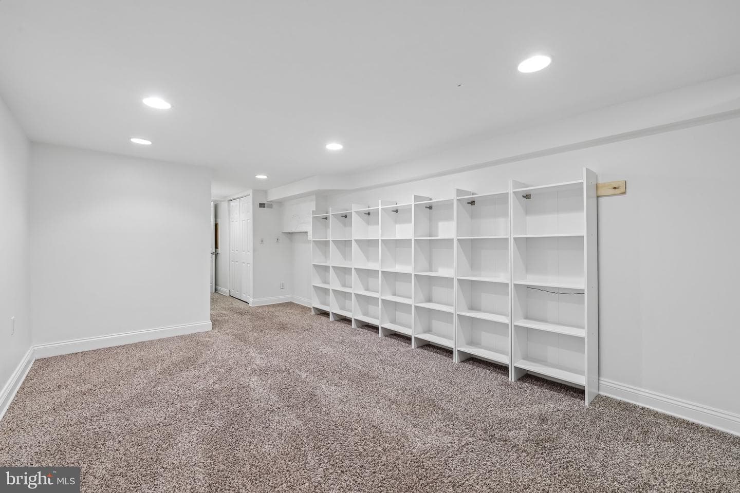 1232 Riverside Avenue photo 24
